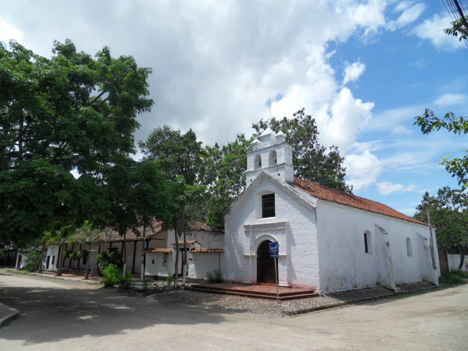 Villa De Marquez Villavieja Luaran gambar